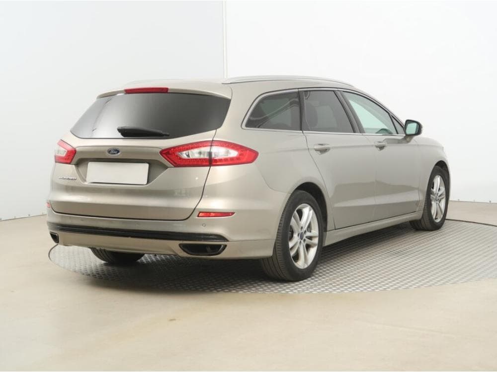 2015 Ford MONDEO - 9