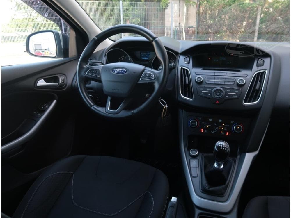 2016 Ford FOCUS - 13