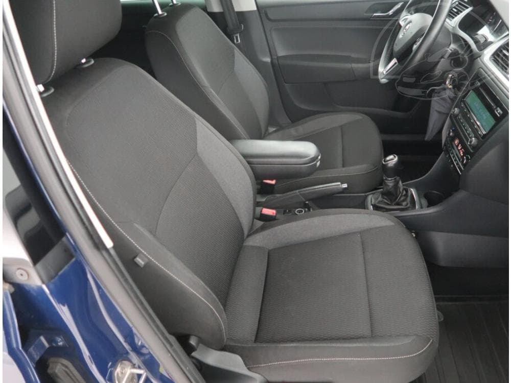 2013 Škoda RAPID - 9