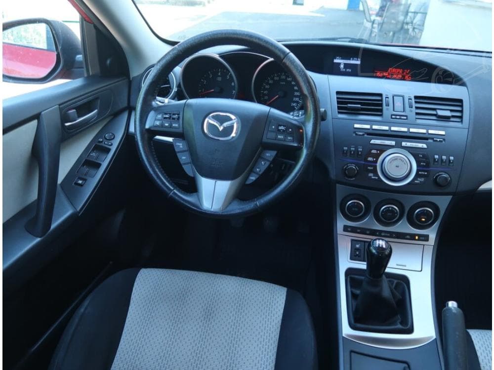 2010 Mazda 3 - 13