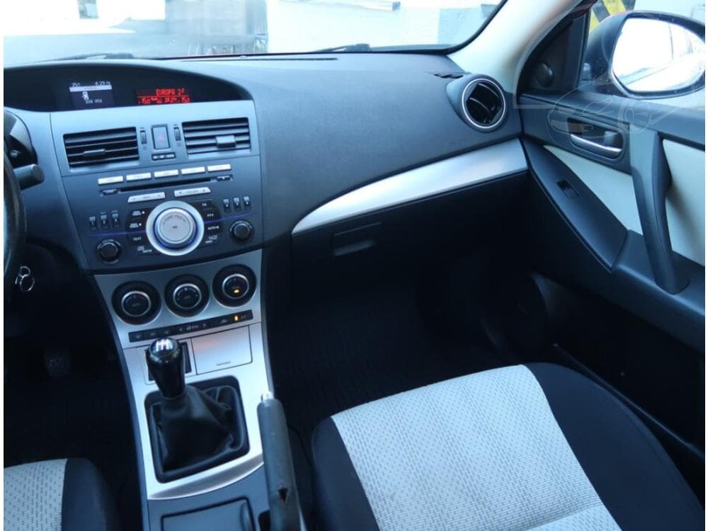 2010 Mazda 3 - 15