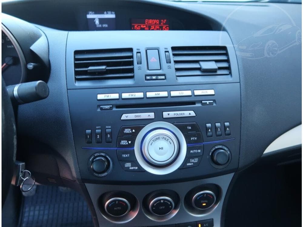 2010 Mazda 3 - 23