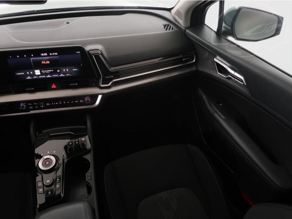 2023 Kia SPORTAGE - 8