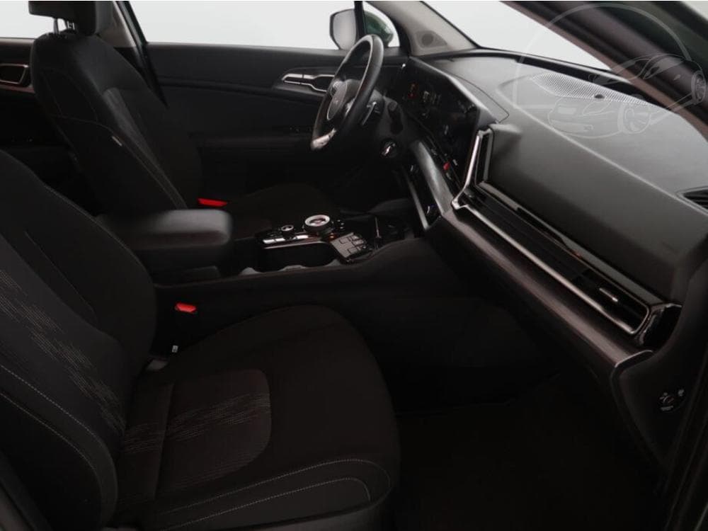 2023 Kia SPORTAGE - 9
