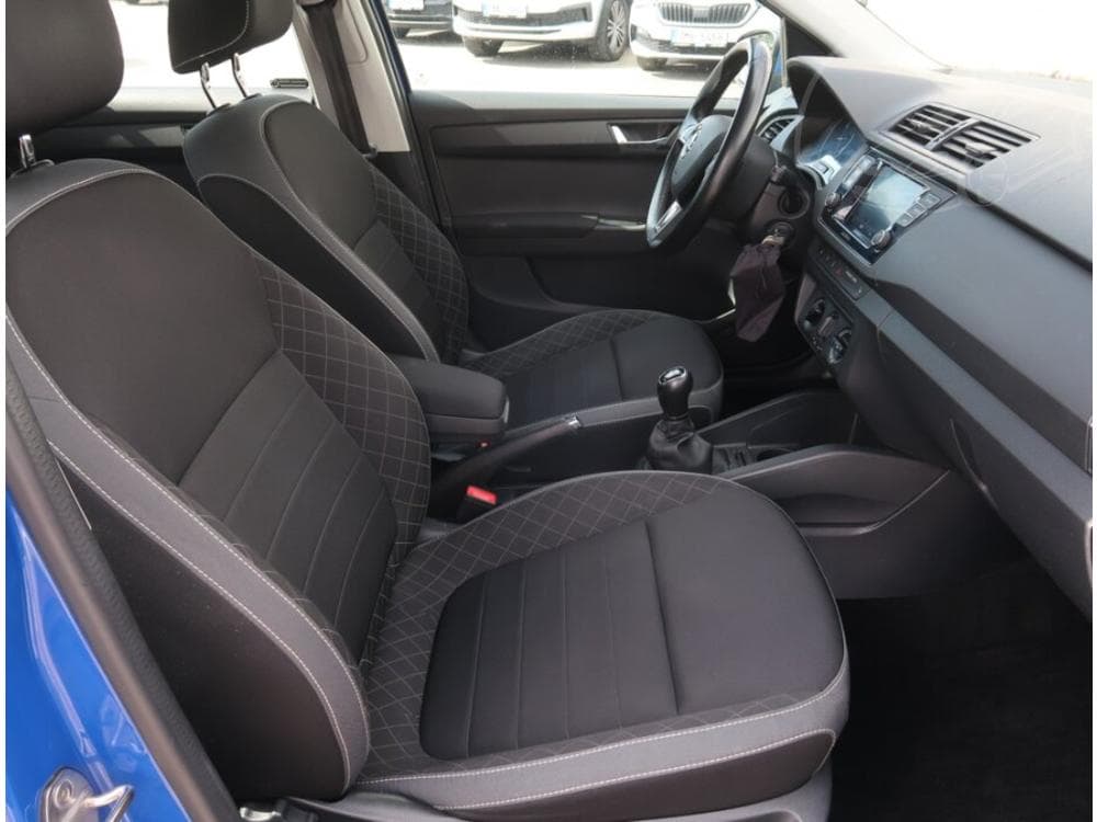 2020 Škoda FABIA - 17