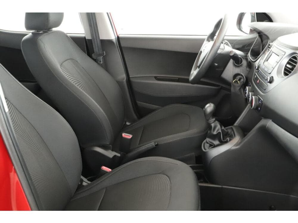 2018 Hyundai i10 - 13
