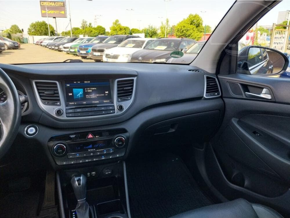 2015 Hyundai TUCSON - 8