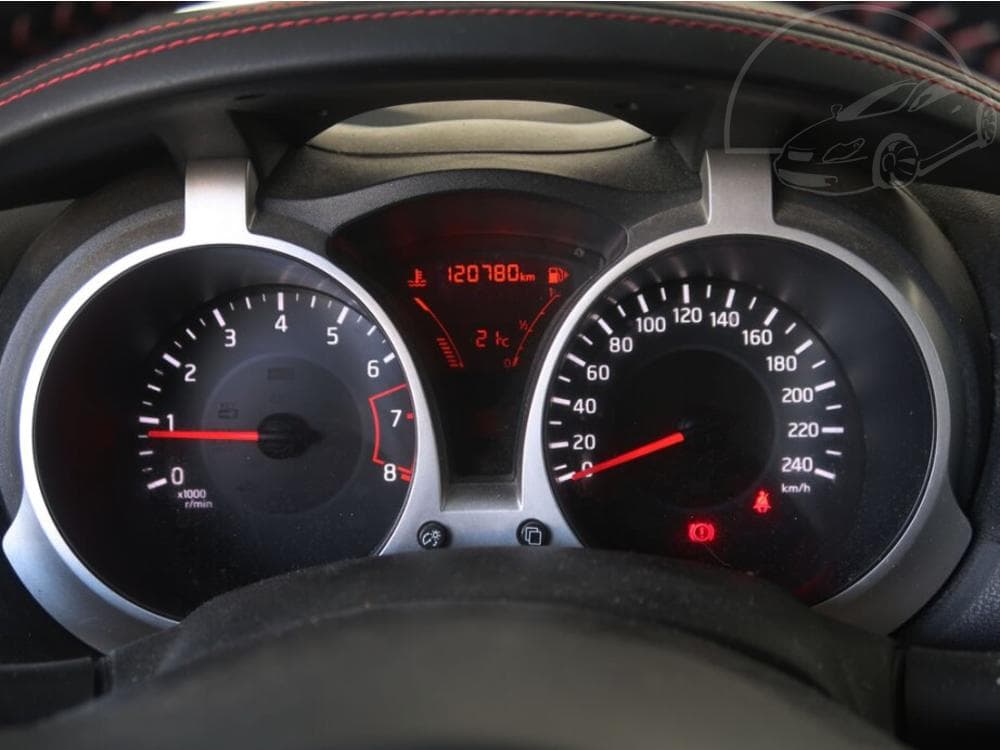2015 Nissan JUKE - 21