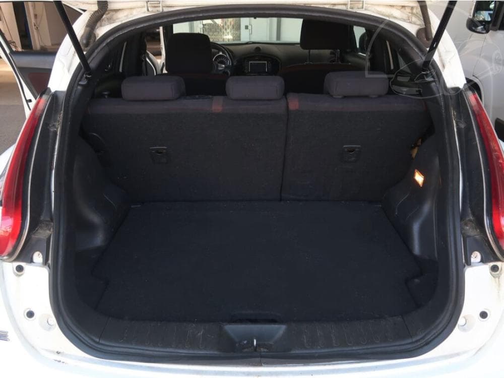 2015 Nissan JUKE - 25