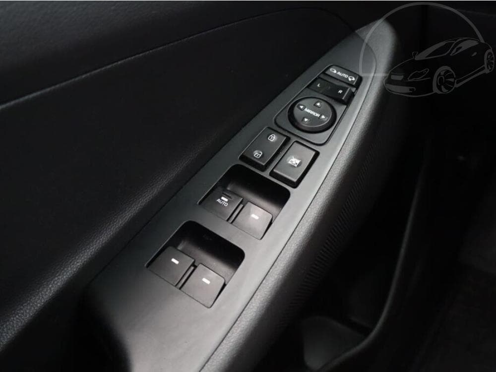 2016 Hyundai TUCSON - 13