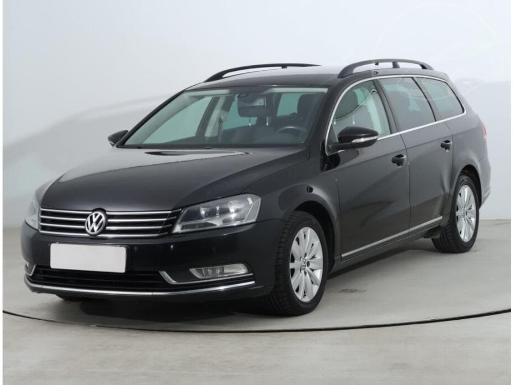 2013 Volkswagen PASSAT - 3