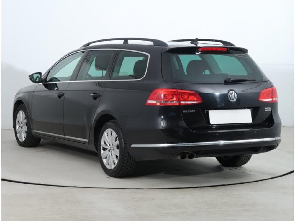 2013 Volkswagen PASSAT - 7