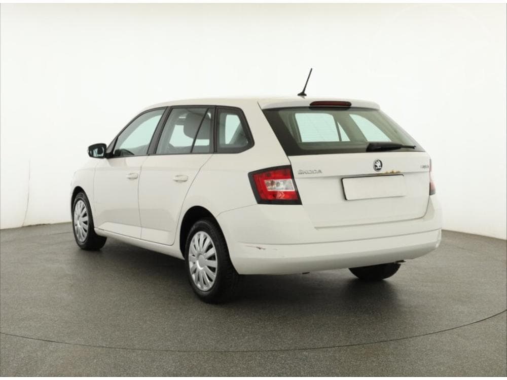 2016 Škoda FABIA - 4
