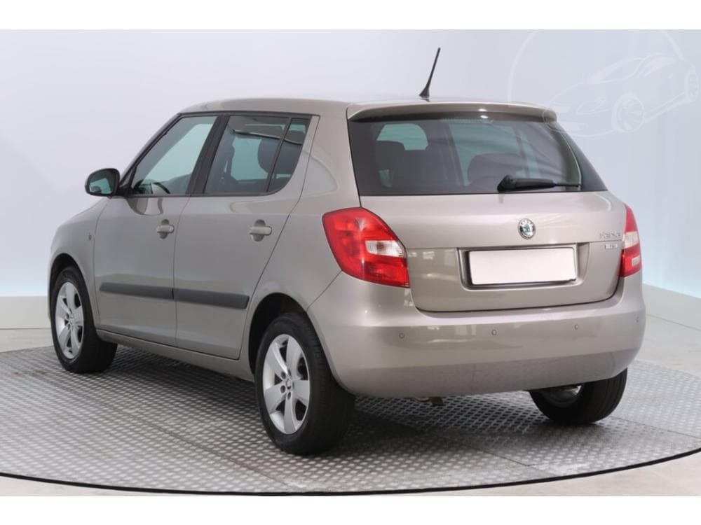 2011 Škoda FABIA - 4