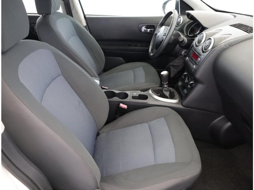 2013 Nissan QASHQAI - 7