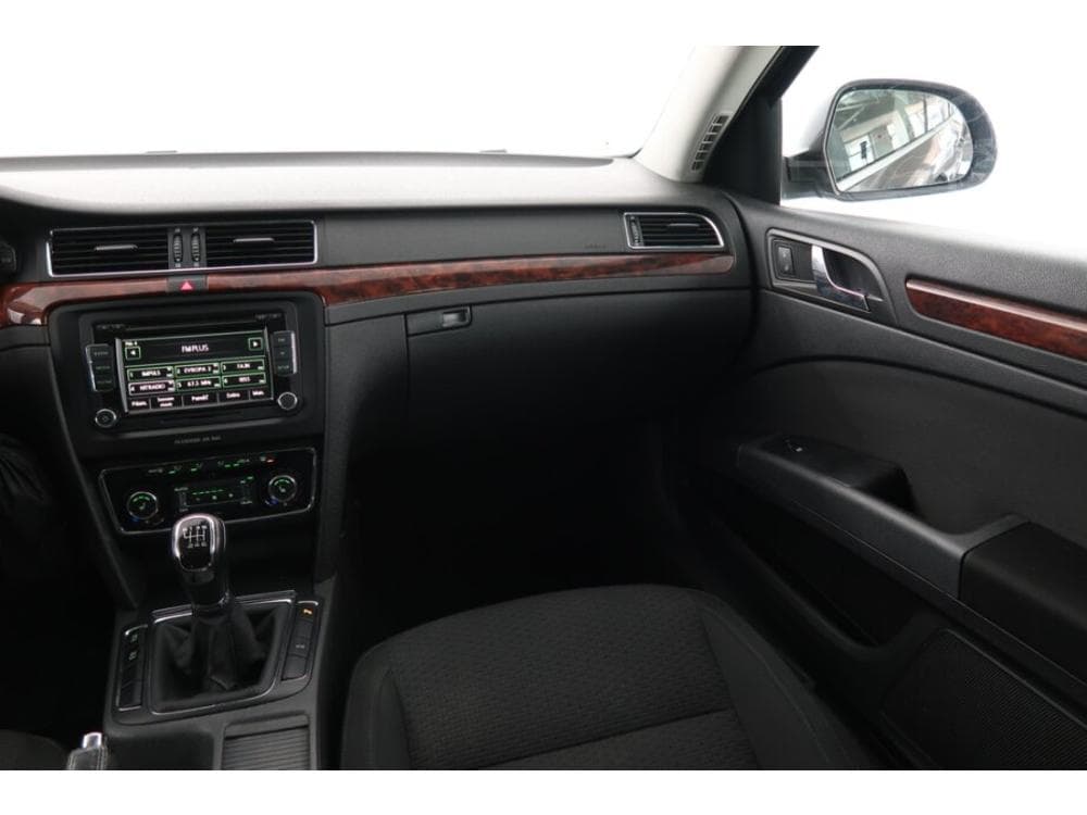 2010 Škoda SUPERB - 15