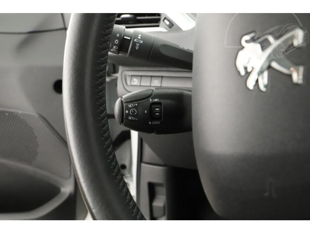 2019 Peugeot 2008 - 23