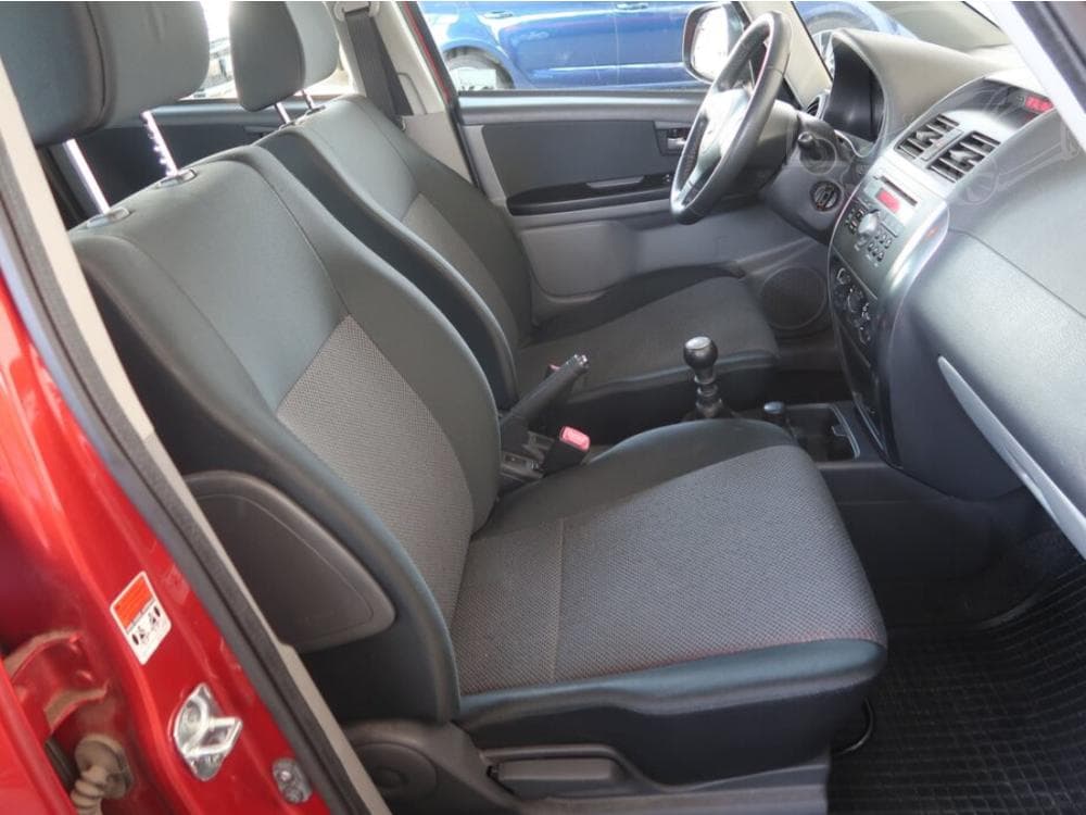 2007 Suzuki SX4 - 25