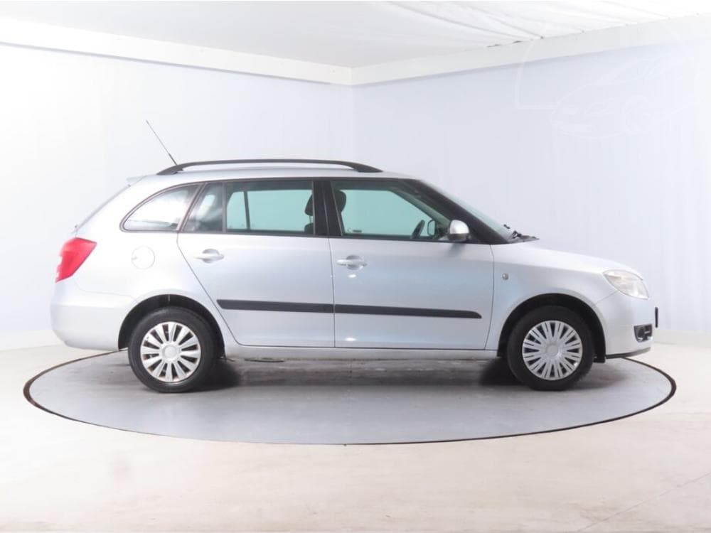2008 Škoda FABIA - 6