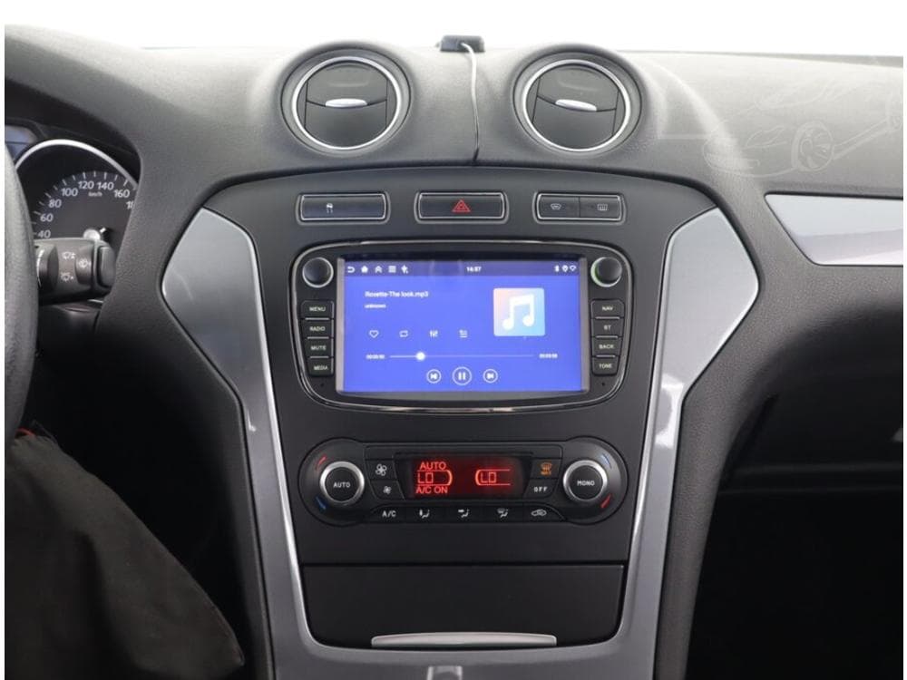 2012 Ford MONDEO - 23