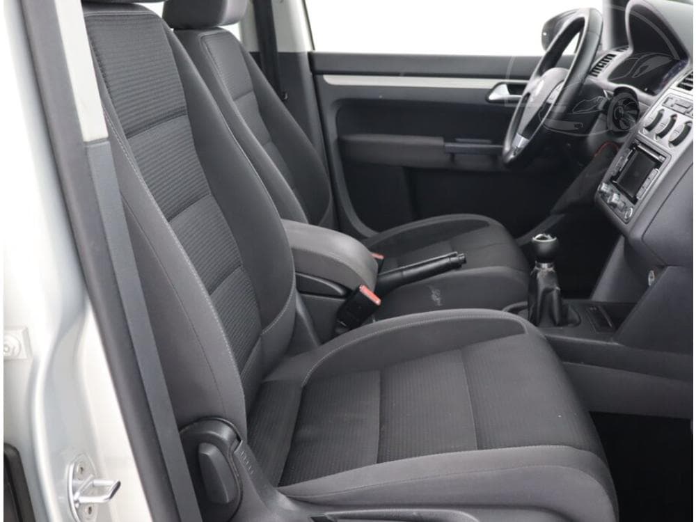 2010 Volkswagen TOURAN - 25
