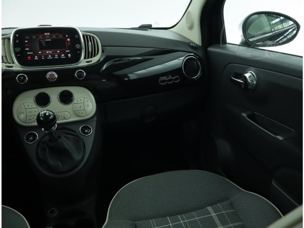 2017 Fiat 500 - 8