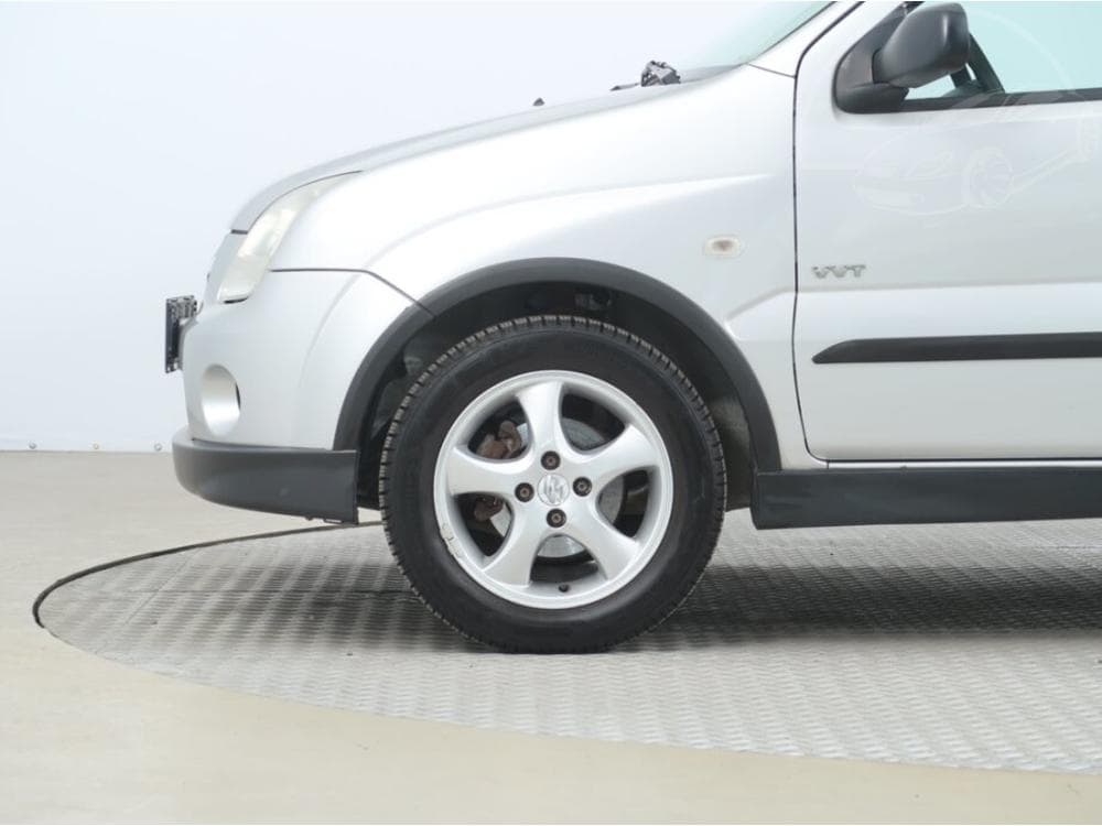 2005 Suzuki IGNIS - 40