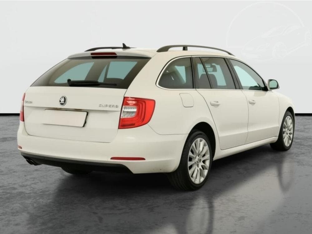 2014 Škoda SUPERB - 9