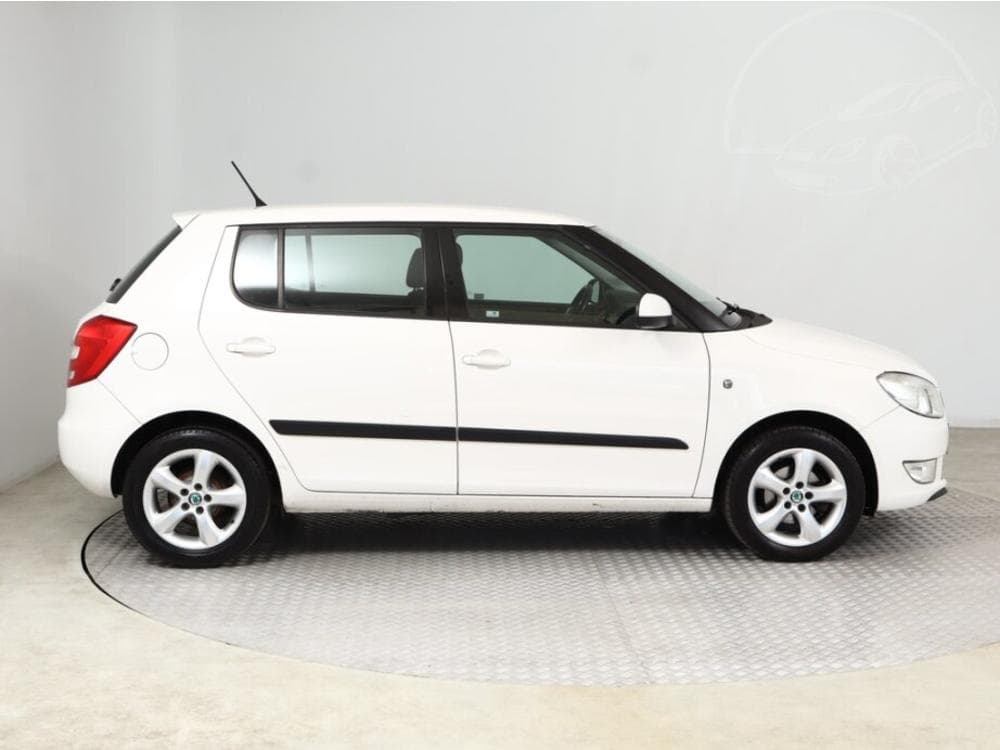 2012 Škoda FABIA - 11