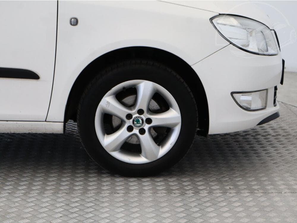 2012 Škoda FABIA - 21