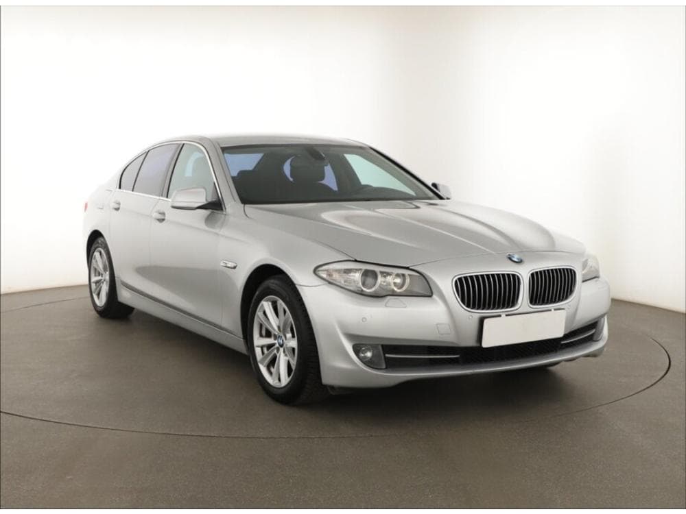 2012 BMW 5-SERIES