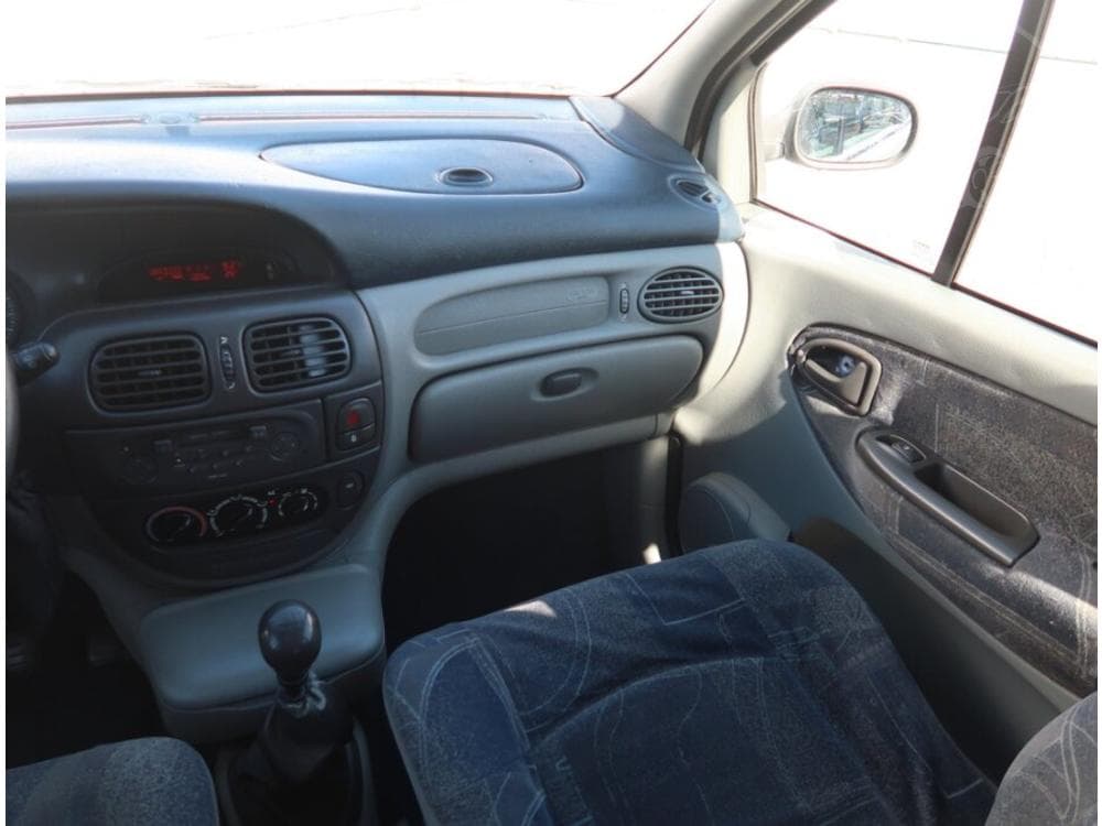 2000 Renault SCENIC - 8