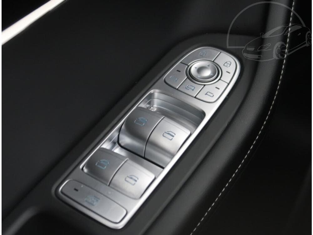 2025 Omoda 5 - 13