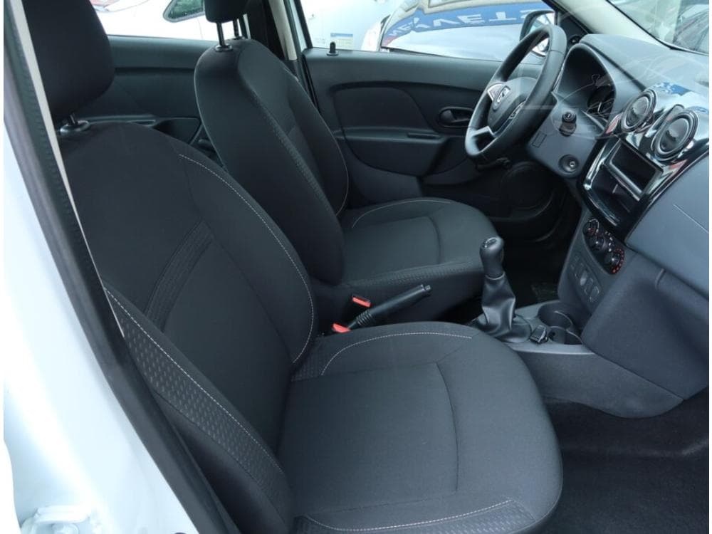 2019 Dacia LOGAN - 17