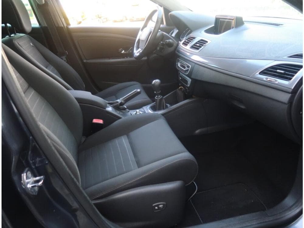 2015 Renault MEGANE - 17