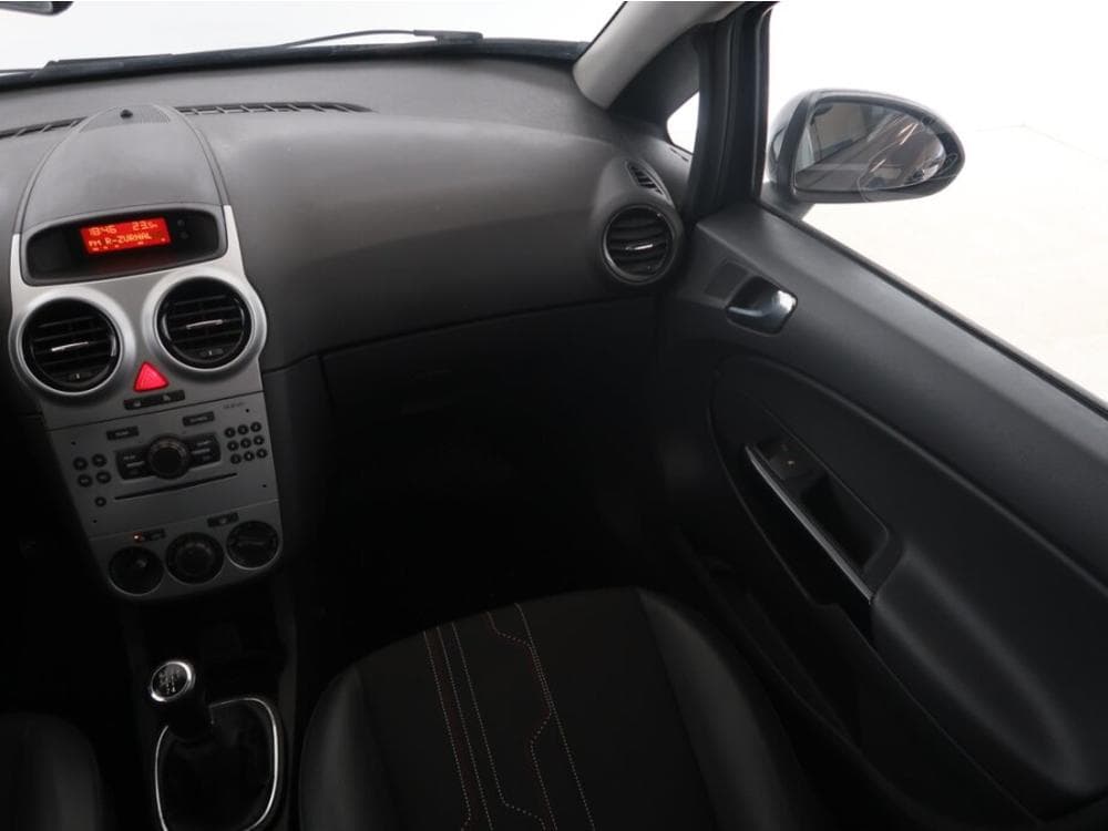 2012 Opel CORSA - 8