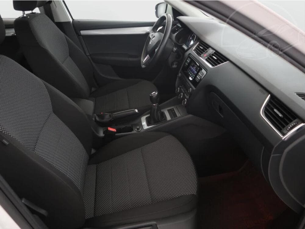 2016 Škoda OCTAVIA - 17