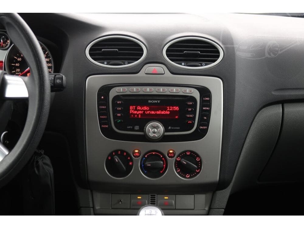 2009 Ford FOCUS - 12