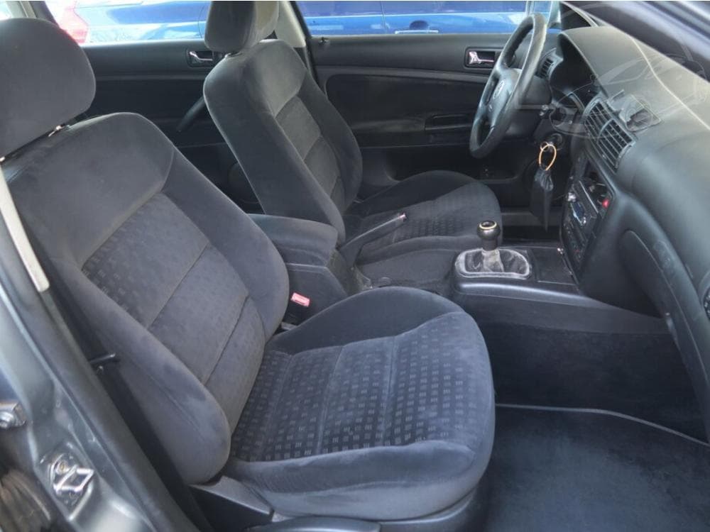 2002 Volkswagen PASSAT - 17