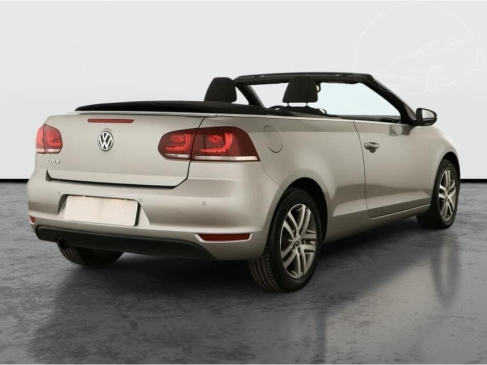 2011 Volkswagen GOLF - 9