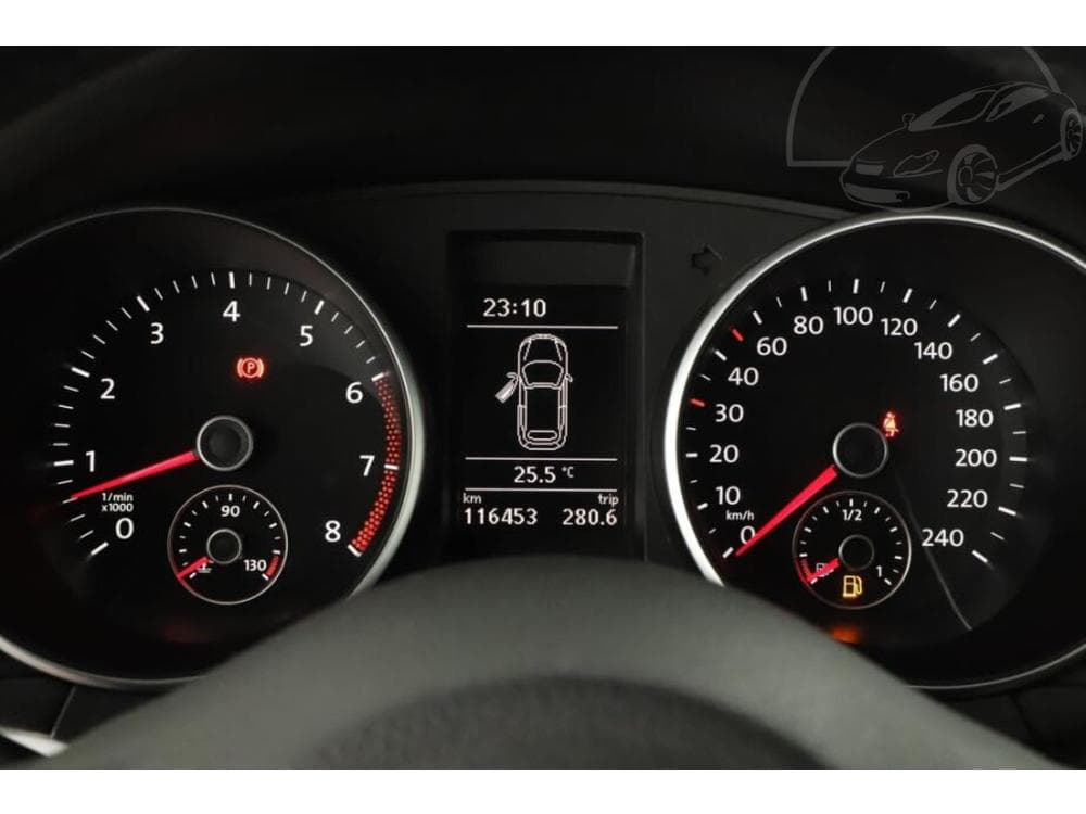 2011 Volkswagen GOLF - 15