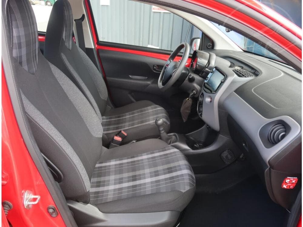 2019 Peugeot 107 - 17