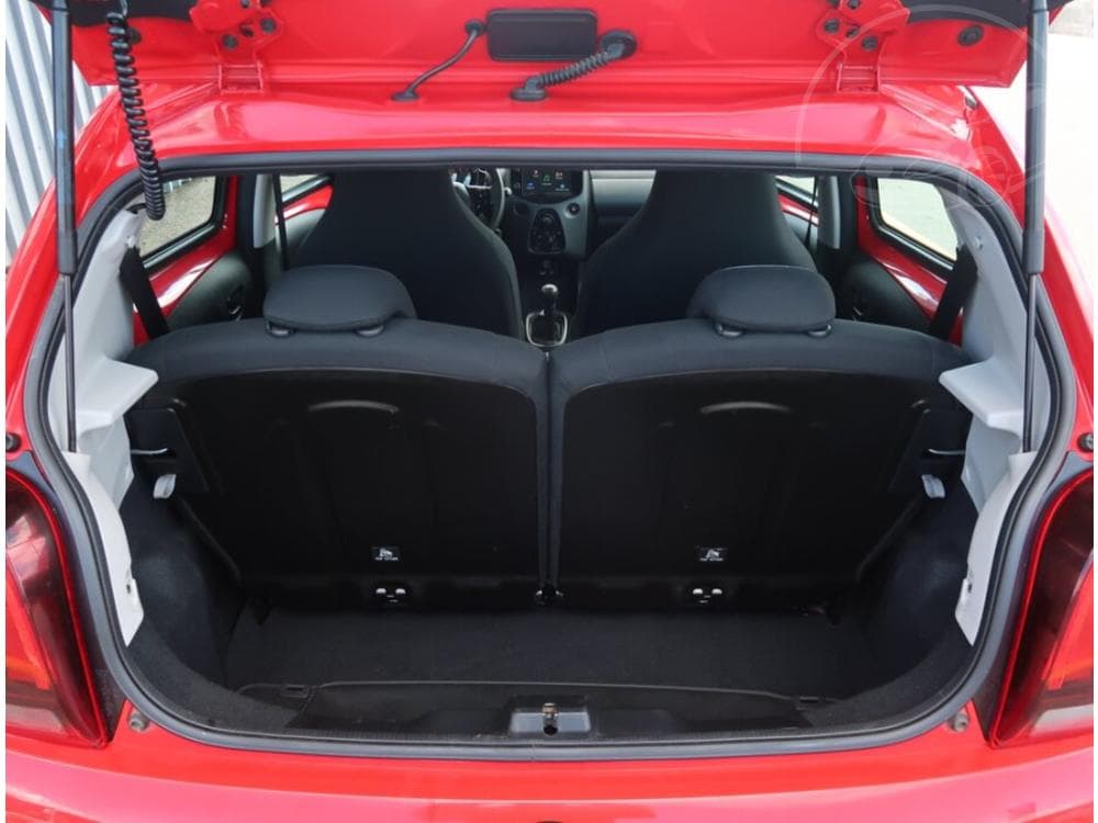 2019 Peugeot 107 - 25