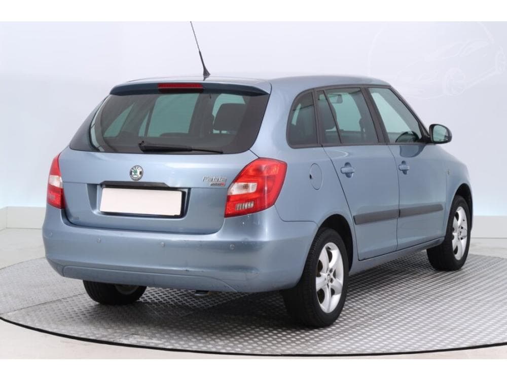 2011 Škoda FABIA - 5