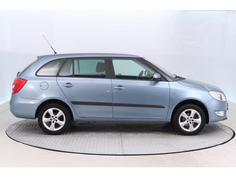 2011 Škoda FABIA - 6