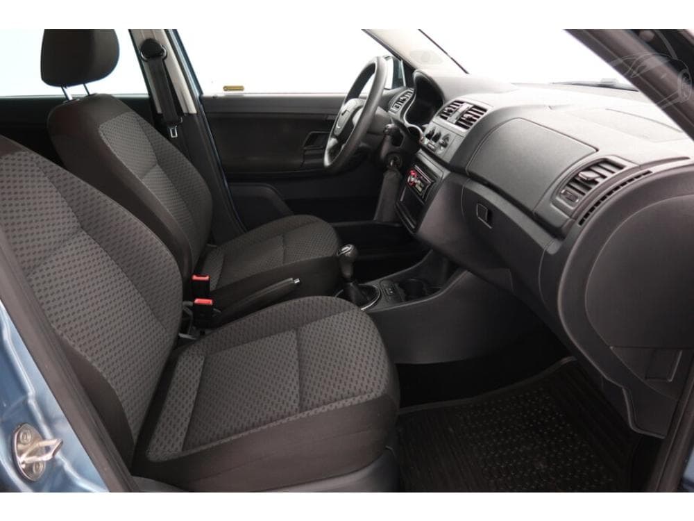 2011 Škoda FABIA - 9