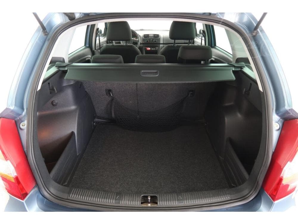 2011 Škoda FABIA - 13
