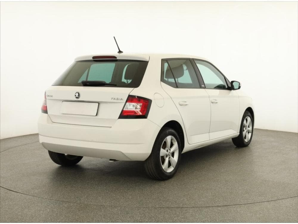 2017 Škoda FABIA - 9