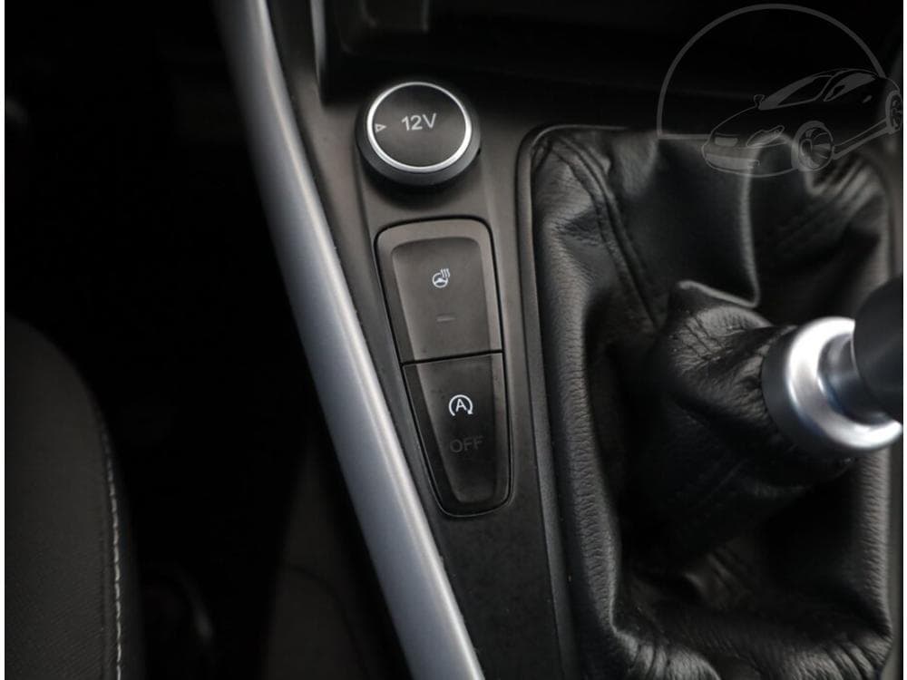 2015 Ford FOCUS - 25