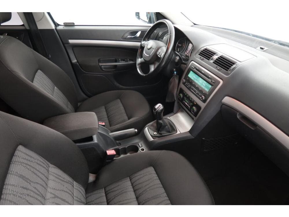 2011 Škoda OCTAVIA - 17